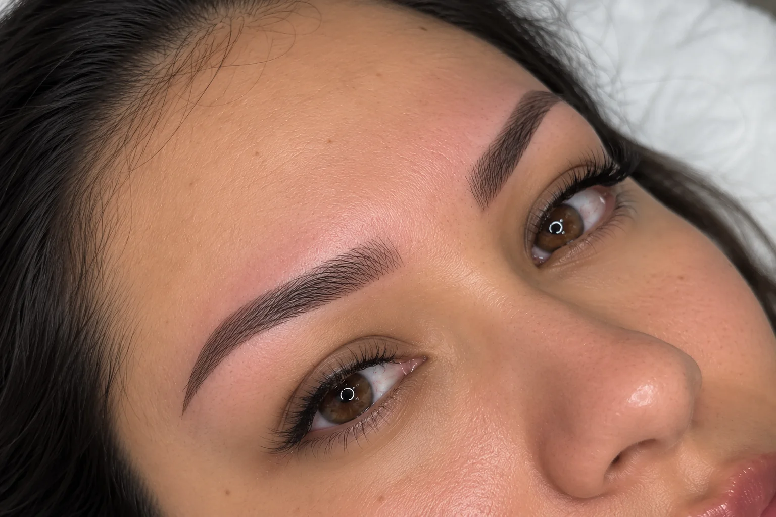 Cejas after treatment at Nessy Studio