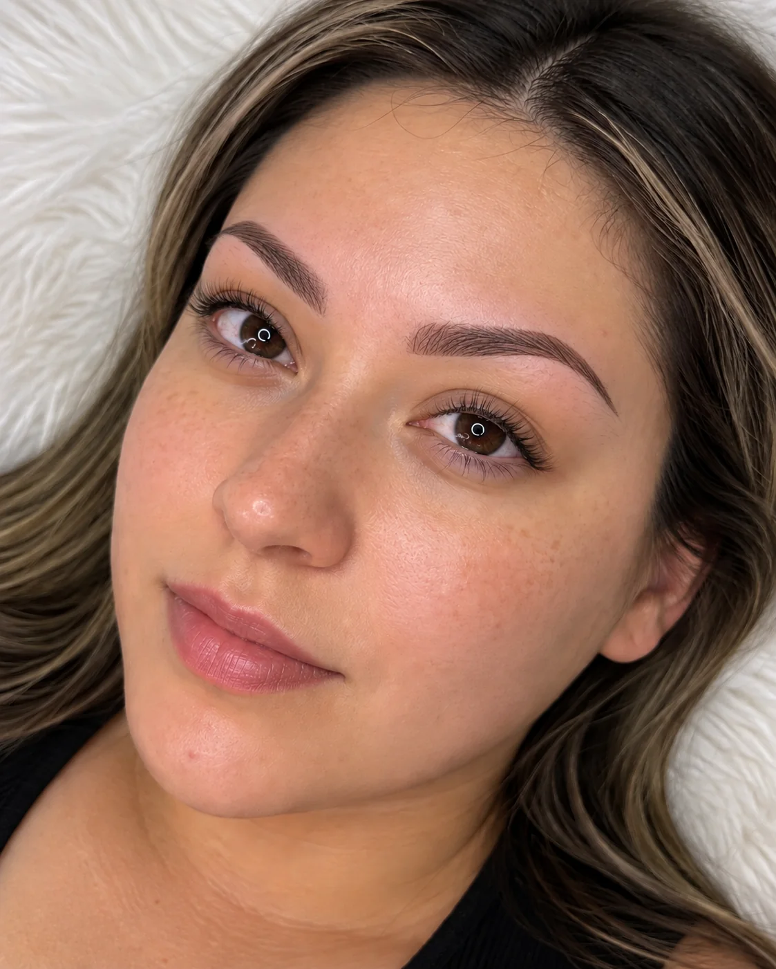Cejas después del diseño permanente
